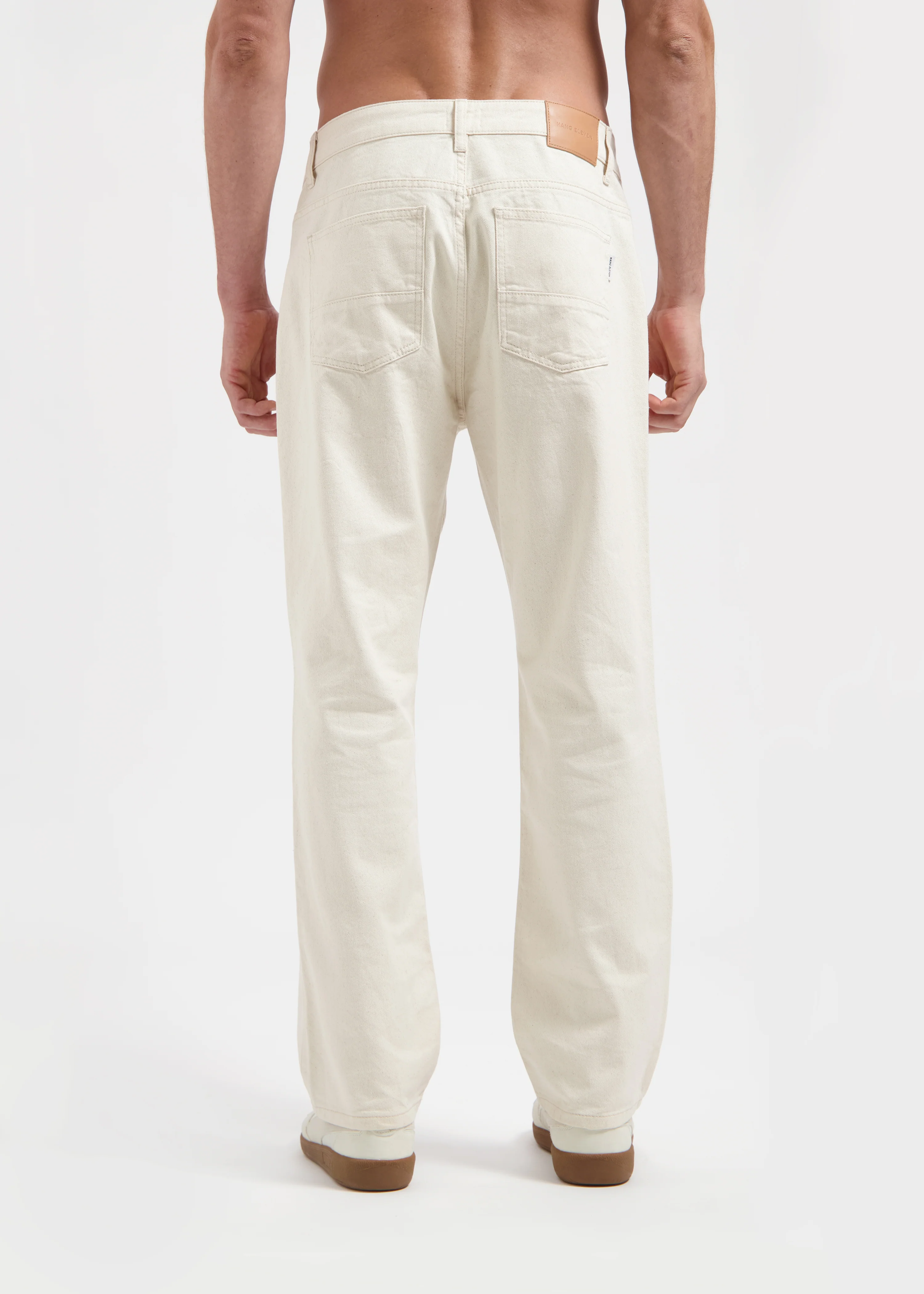 The Premium Straight Jeans - Light Sand - Image 4