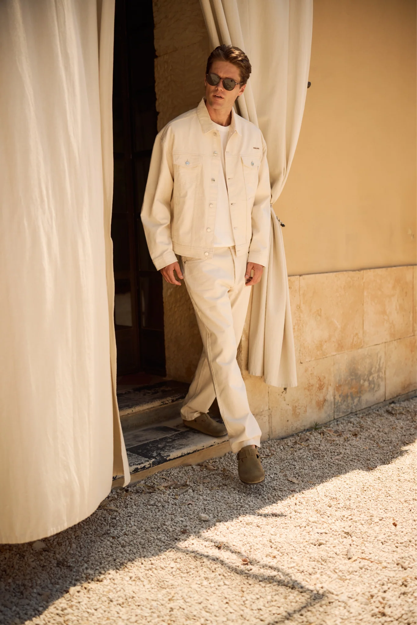 The Premium Straight Jeans - Light Sand - Image 5