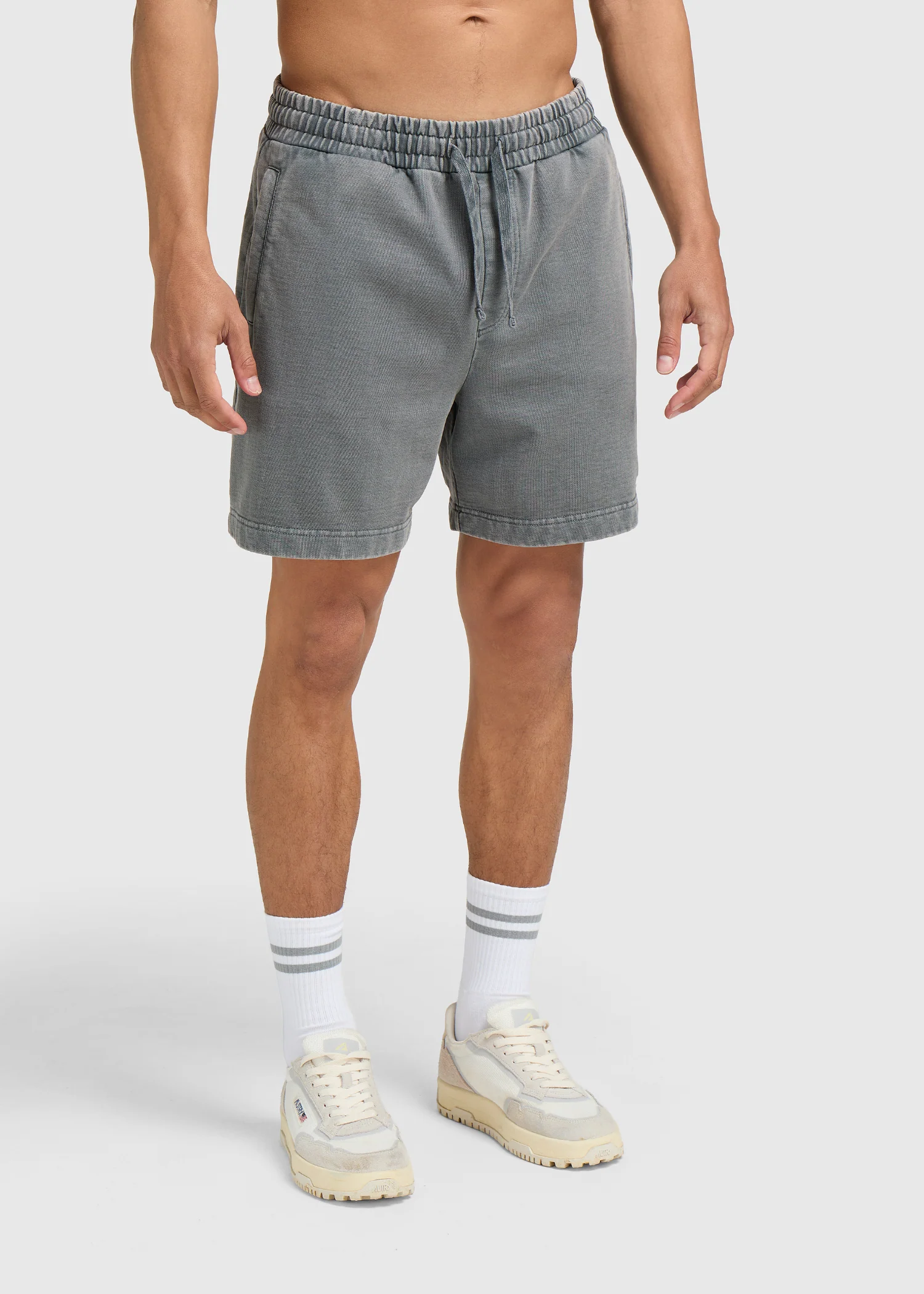 Washed Essential Sweat Short - Anthracite - Image 5
