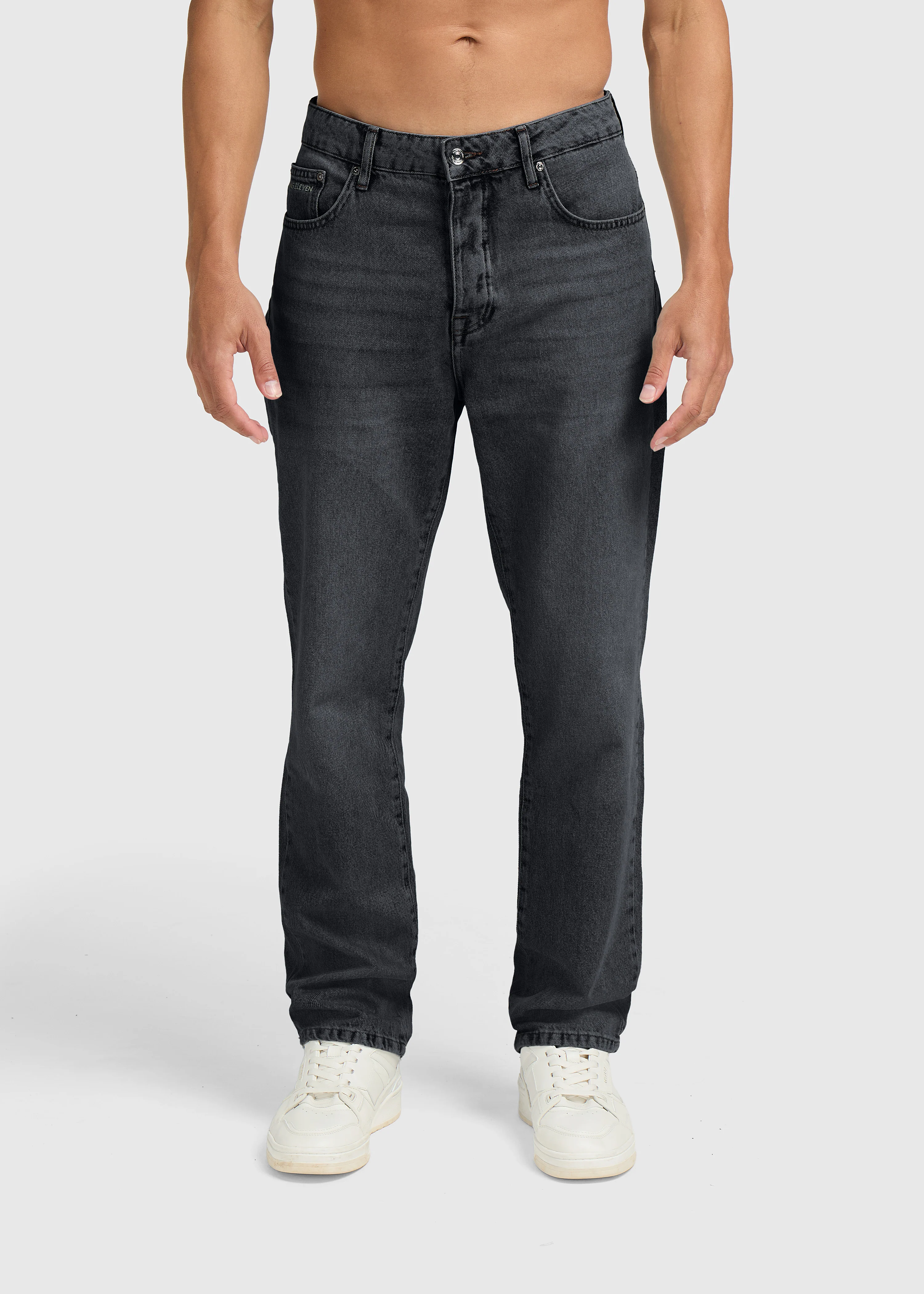 The Clean Straight Jeans - Black - Image 5