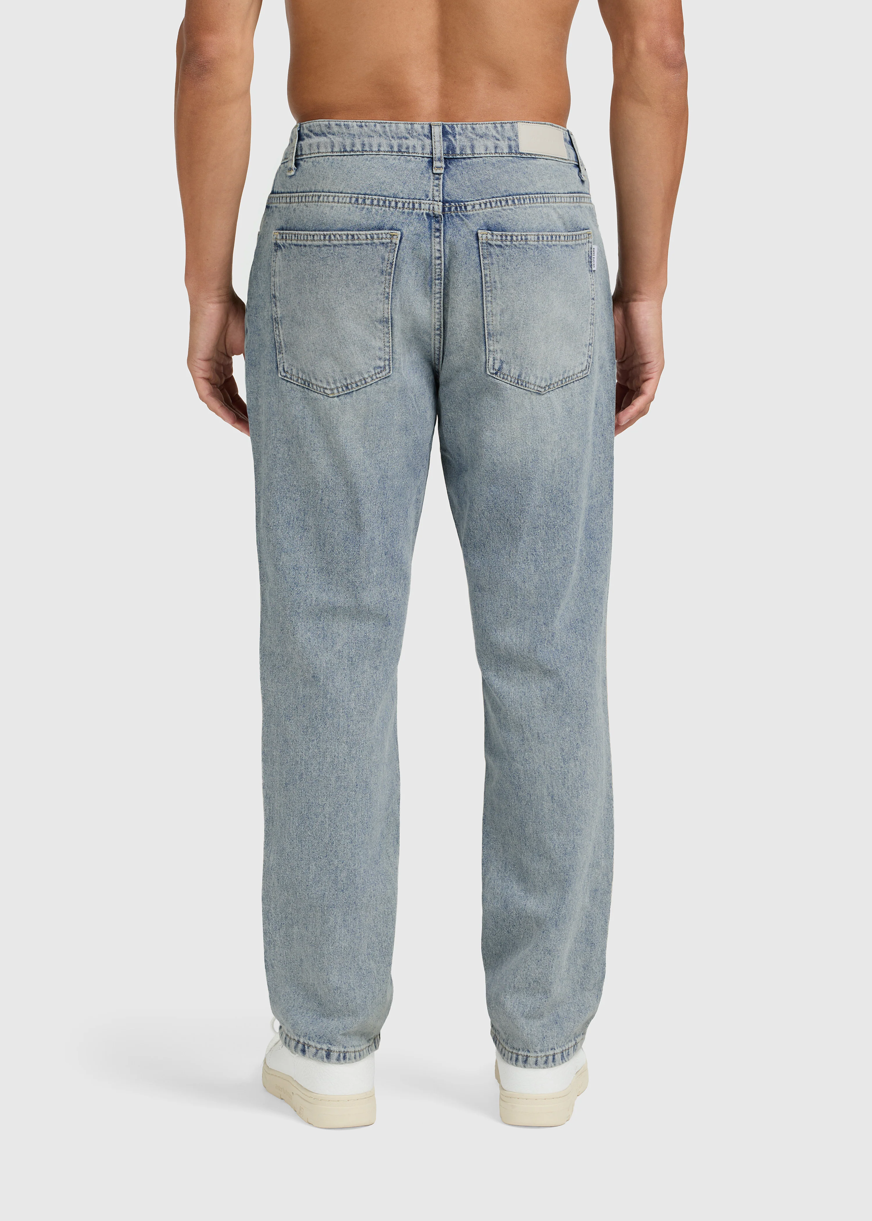 The Clean Straight Jeans - Pepper Blue - Image 4