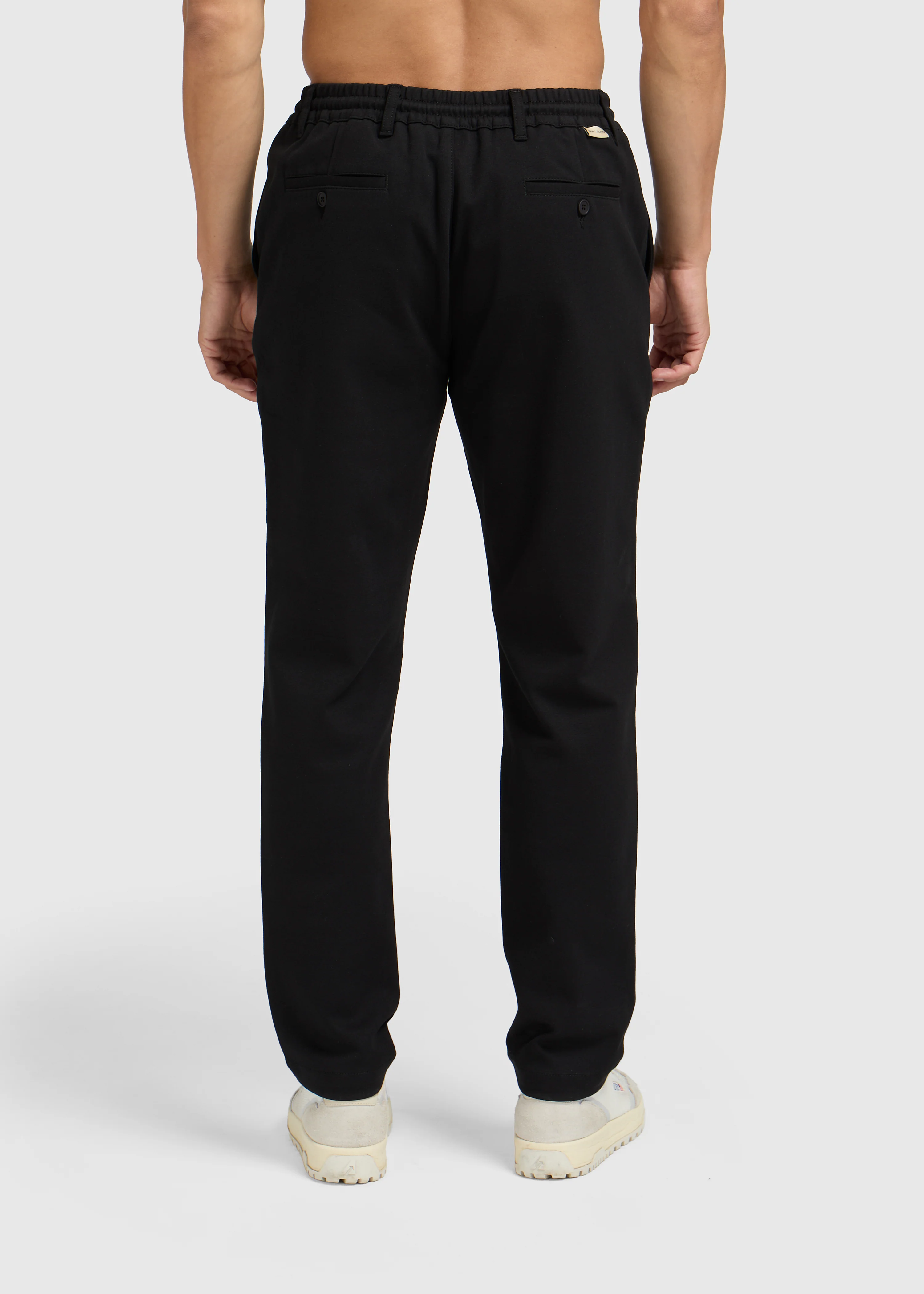 The Comfort Trouser - Black - Image 6
