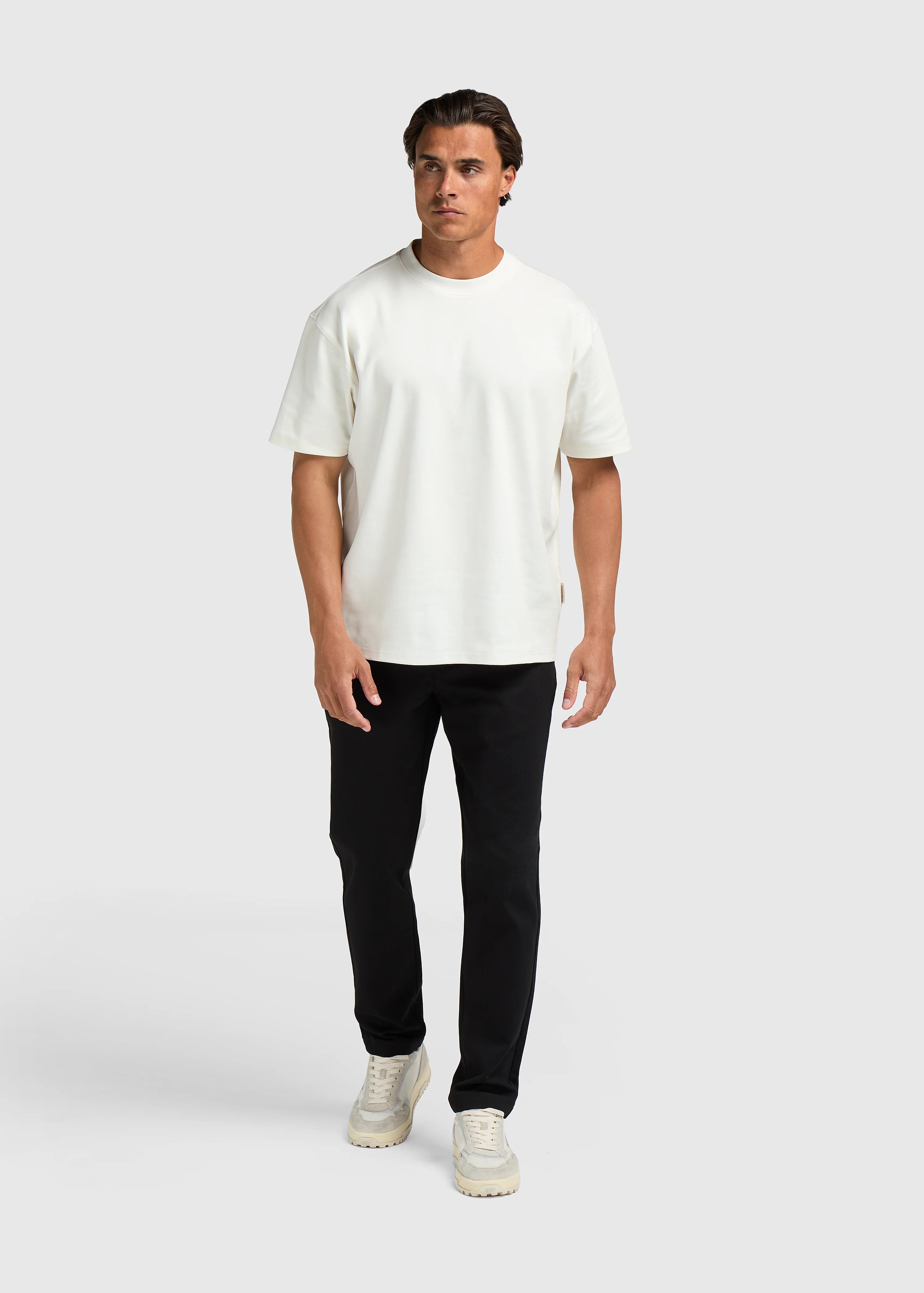 The Comfort Trouser - Black - Image 7